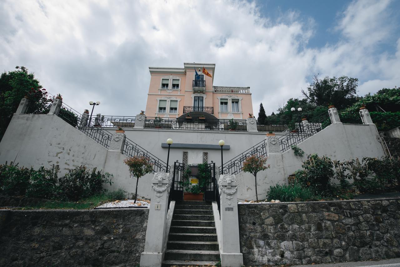 Villa Lussana Teolo 外观 照片